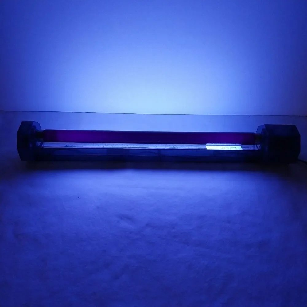 Light F/X Blacklight Bolt 17 Inches #X003